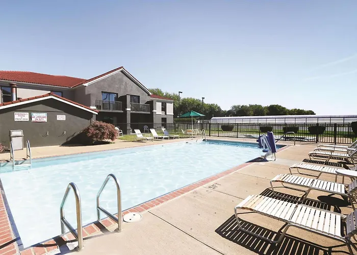 La Quinta Inn By Wyndham Sandusky Near Cedar Point